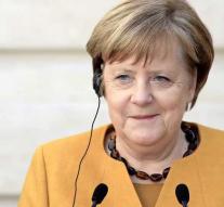 Angela Merkel stands behind climate truants