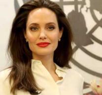 Angelina Jolie: more money for refugees