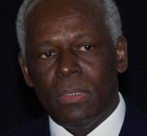 Angolan president quits after nearly 40 years