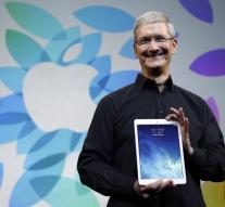 Apple surprises with strong sales