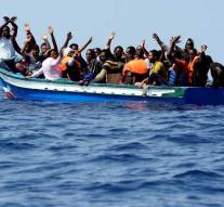 Aquarius gets 141 migrants out of the sea