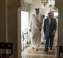 Arab countries gather around Qatar