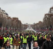 Arrests at protest Yellow Hesjes Paris