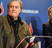 Bannon and Le Pen pull up together