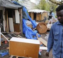 Berlin gets little rejected asylum seekers
