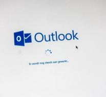 Blunder Microsoft: Outlook becomes Øutlöok