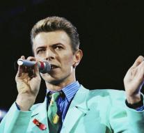 Bowie makes $ 100 million after
