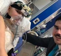 Bride marries hospital bed and dies a few days later