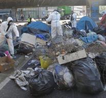 Camp migrant Paris evacuated