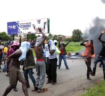 Chaos and violence in angry Zimbabwe
