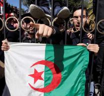 Chaos in Algeria
