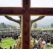 Christian cross in Bavaria under fire
