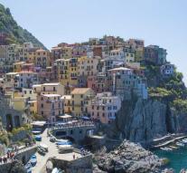 Cinque Terre comes with a slipper ban