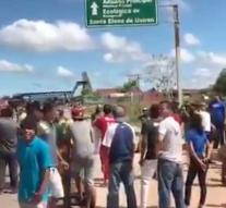 Civilian deaths after clash with army at border Venezuela