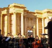 Classical concert in ruins freed Palmyra