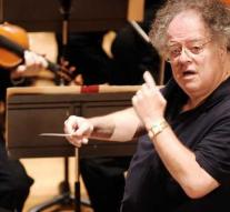 Conductor demands millions from Opera New York