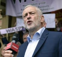 Corbyn does not stop at election defeat