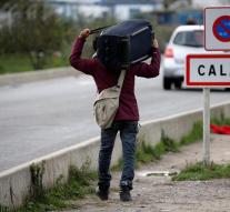 Court recommends care for Calais migrants