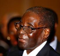 Court sends Zimbabwe Mugabe critic road