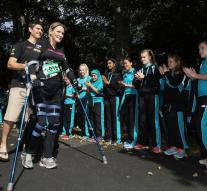 'Cripple British woman runs half marathon'