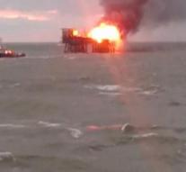 Death toll rises to seven burning oil platform