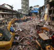 Dodental collapsed flat Mumbai continues to rise