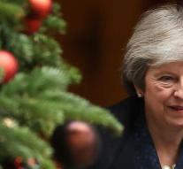 Donors Conservatives want May to remain