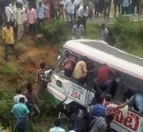 Dozens killed by bus accident India
