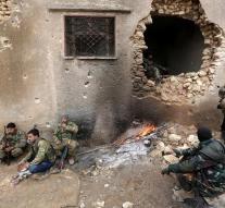Dozens killed by fighting in eastern Syria
