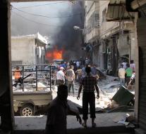 'Dozens killed in air strike on Idlib'