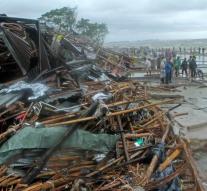 Dozens killed in Bangladesh by cyclone