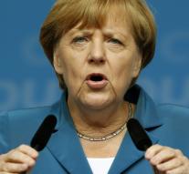 German leaders give Merkel boost