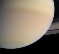 Dust storm seen on moon of Saturn