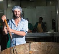 Dutch entrepreneur opens Indian fast food chain