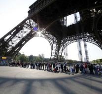 Eiffel Tower evacuated