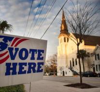Election for South Carolina started (2)