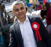 Election London: Muslim Khan favorite