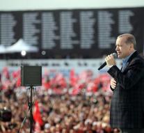 Erdogan calls on voters to vote abroad