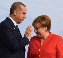Erdogan: Turks must vote against Merkel