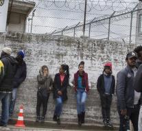 EU rents houses for refugees Greece