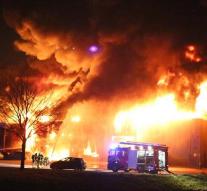 Explosions in major fire in Duiven