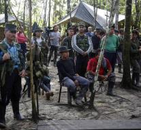 FARC lay down arms at midnight