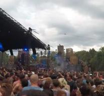 Festival goers robbed with pepper spray