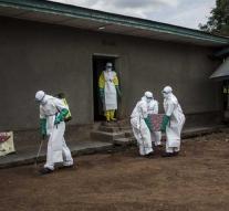 First UN staff member infected with Ebola