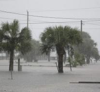 Florida braces itself for hurricane