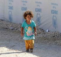 Food aid to refugees in limbo