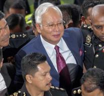 Former Prime Minister Malaysia sued for megafraude