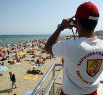 French lifeguards armed
