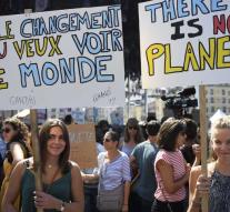French people demand action against climate change