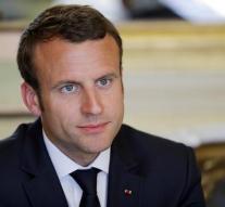 French president wants renewal of emergency